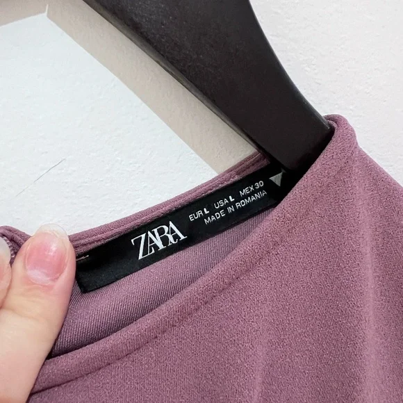 Zara Ruched Dress - Picture 3 of 4